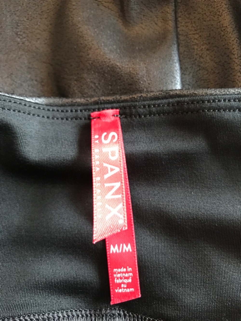 Spanx Faux Leather Leggings Size M Black - Picture 7 of 11